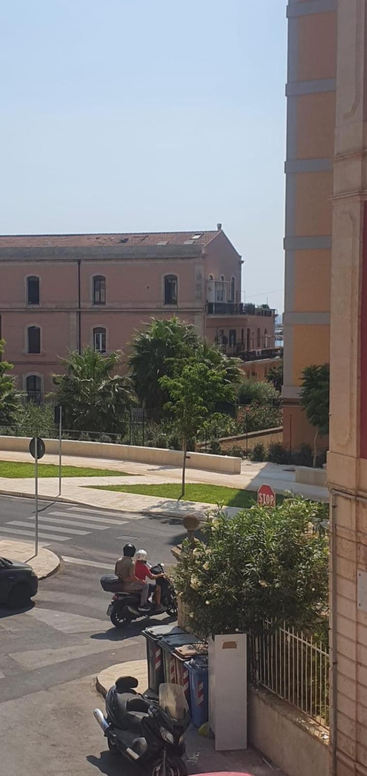 Il Porto Segreto Apartment Syracuse ภายนอก รูปภาพ